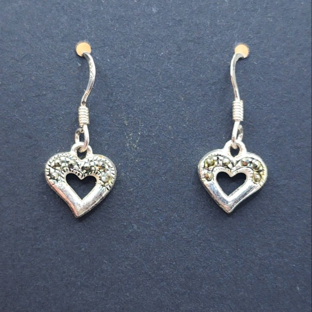 3/$30 🖤 VINTAGE 925 STERLING SILVER MARCASITE HEART DANGLE EARRINGS